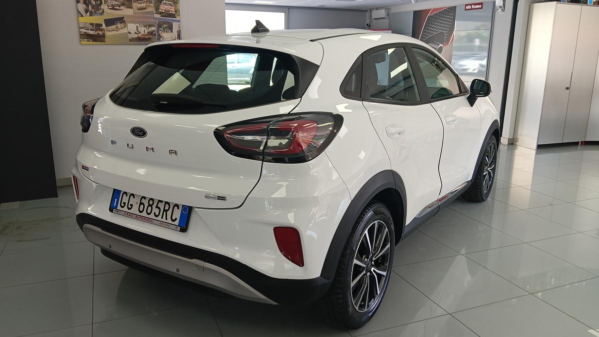 Ford Puma 1.0 EcoBoost Hybrid 125 CV Titanium